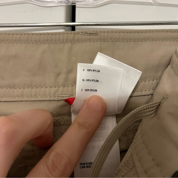 The North Face Nylon Convertible Cargo Pants Khaki Women’s Size 8 - Picture 7 of 9